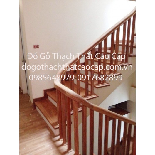 Cầu Thang gỗ lim nam phi CTSTV05