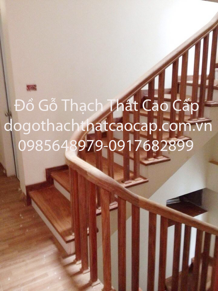 Cầu Thang gỗ lim nam phi CTSTV05