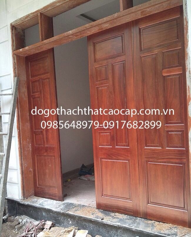 mẫu cửa đi 4 cánh gỗ lim nam phi rất đẹp M7